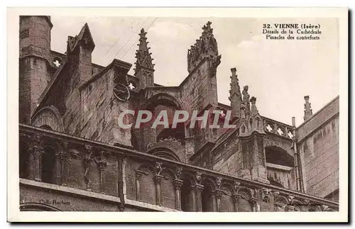 Cartes postales Vienne Details De La Cahedrale Pinacles Des Contreforts