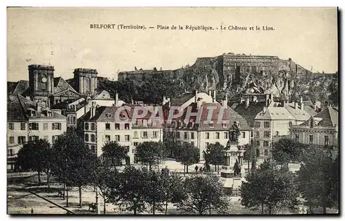 Cartes postales Belfort Place De La Republique Le chateau et le lion
