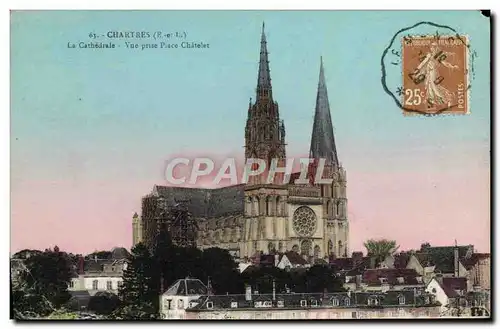Ansichtskarte AK Chartres La cathedrale Vue prise Place Chatelet