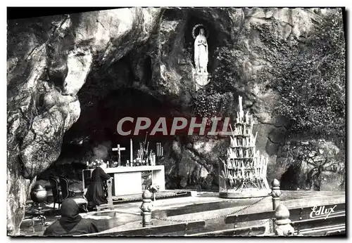 Cartes postales moderne Lourdes La Grotte Miraculeuse Dont Le Nouvel Autel en marbre des Pyrenees