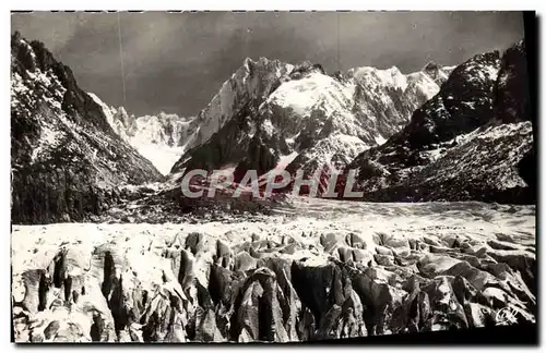 Cartes postales moderne Chamonix Mont Blanc Les Seracs les Jorasses et l&#39aiguille du Tacul