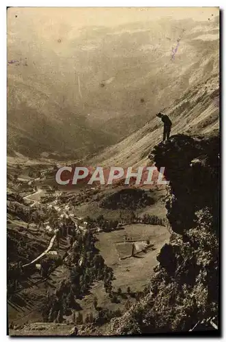 Cartes postales Gavarnie Vue d&#39ensemble Le cirque et la grande cascade