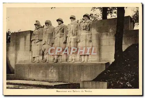 Cartes postales Monument Aux Enfants de Verdun Militaria