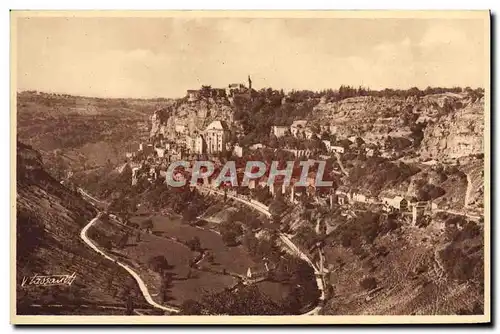 Ansichtskarte AK Rocamadour La ville et la vallee vues de la route de l&#39Hospitalet