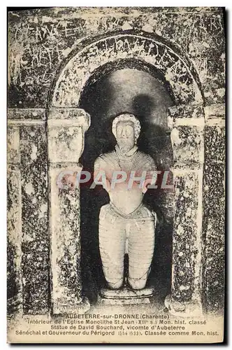 Cartes postales Aubeterre Sur Dronne Interieur de l&#39eglise monolithe St Jean Statue de David Bouchard vicomte