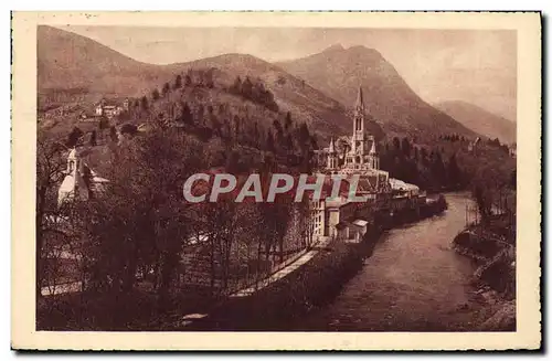 Ansichtskarte AK Lourdes La Basilique Et Le Monument Interallie