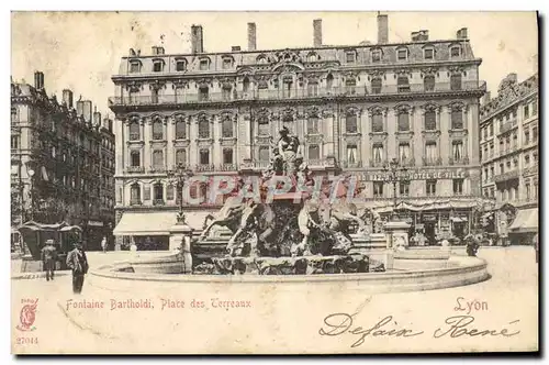 Ansichtskarte AK Lyon Fontaine Bartholdi Place des Terreaux