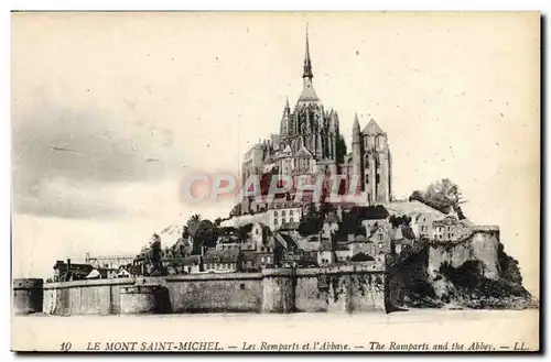 Cartes postales Le Mont Saint Michel Les Remparts et l'Abbaye