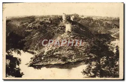 Cartes postales Crozant Rulnes du Chateau Vues du Confluent