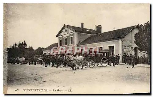 Ansichtskarte AK Contrexeville La Gare Caleche Chevaux