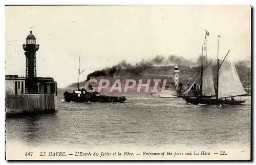 Cartes postales Le Havre Entree des Jetees et la Heve Bateaux