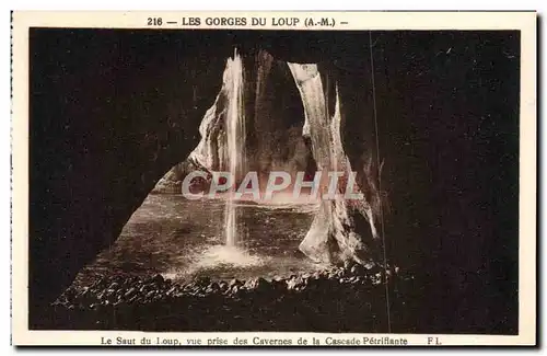 Cartes postales Gourdon Les Gorges Du Loup a travers la cascade petrifiante