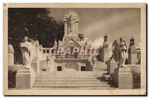 Cartes postales La Basilique De Lisieux Le chemin de croix exterieur Le calvaire Vue d&#39ensemble