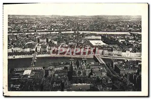 Ansichtskarte AK Lyon Vue Sur Saint Jean et Bellecour