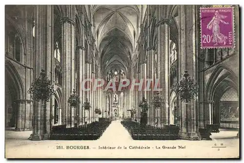 Ansichtskarte AK Bourges Interieur de la Cathedrale La Grande nef