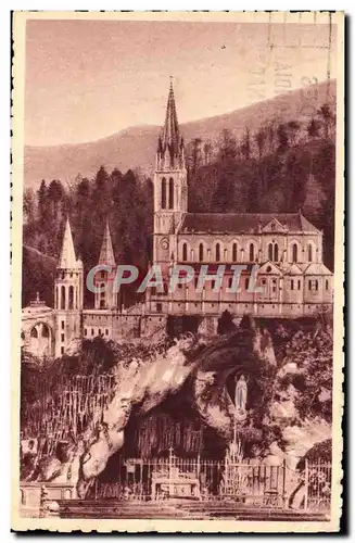 Cartes postales Lourdes La Grotte et la Basilique