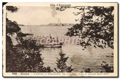 Cartes postales Dinard L&#39Arrivee et Debarcadere des Vedettes Dans le lointain Saint Malo Bateau