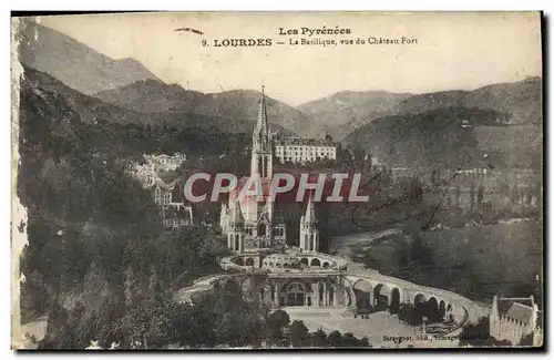 Ansichtskarte AK Lourdes La Bailique Vue du chateau fort