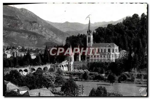 Cartes postales Lourdes La Basilique