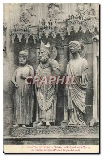 Ansichtskarte AK Reims Statues Des St Remi et de Clovis au porche central Portail septentrional