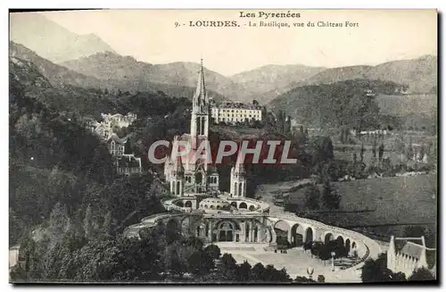 Cartes postales Lourdes La Basilique Vue Du Chateau Fort