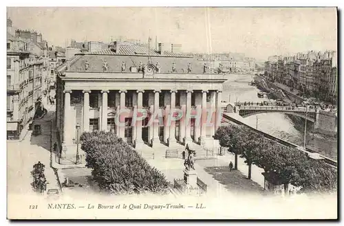 Cartes postales Nantes La Bourse et le quai Duguay Trouin