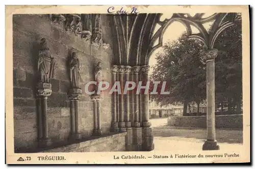 Cartes postales Treguier La Cathedrale Statues a l&#39interieur du nouveau porche