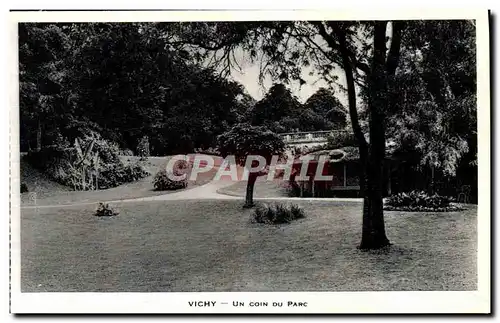 Cartes postales Vichy Un Coin Du Parc