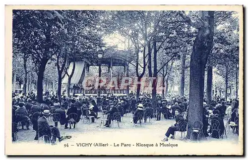 Ansichtskarte AK Vichy Le Parc Kiosque A Musique