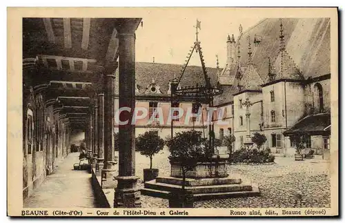 Cartes postales Beaune Cour De I&#39Hotel Dieu Et Galerie