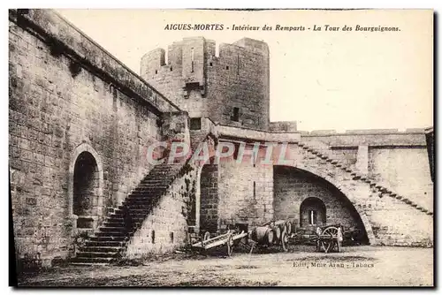 Cartes postales Aigues Mortes Interieur Des Remparts La Tour Des Bourguignons