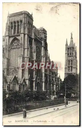 Cartes postales Bordeaux La Cathedrale