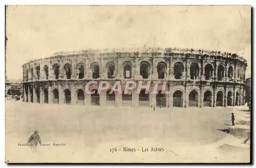 Cartes postales Nimes Les Arenes