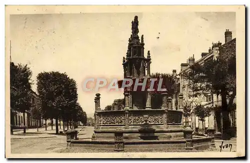 Cartes postales Clermont Ferrand La Fontaine D&#39Amboise et cours Sablon