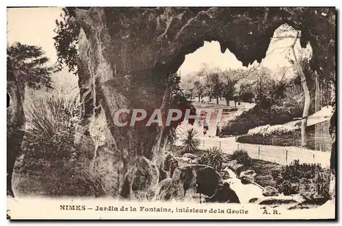 Cartes postales Nimes Jardin De La Fontaine Interieur De La Grotte