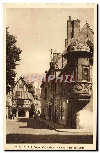 Cartes postales Dijon Un Coin De La Place Des Ducs