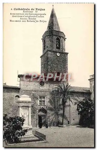 Ansichtskarte AK Cathedrale De Frejus Exterieur Ancien eveche Monument aux enfants de Frejus