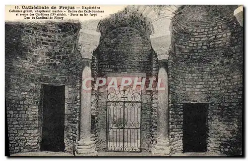 Cartes postales Cathedrale De Frejus Baptistere Colonnes granit chapiteaux marbre Entree des catechumenes et sor