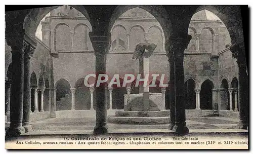 Cartes postales Cathedrale De Frejus Vue generale