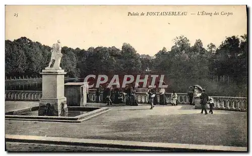 Cartes postales Palais de Fontainebleau L&#39Etang des Carpes