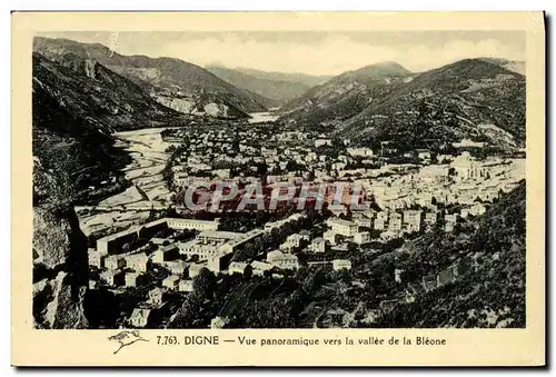 Cartes postales Digne Vue Panoramique Vers la Vallee de la Bleone