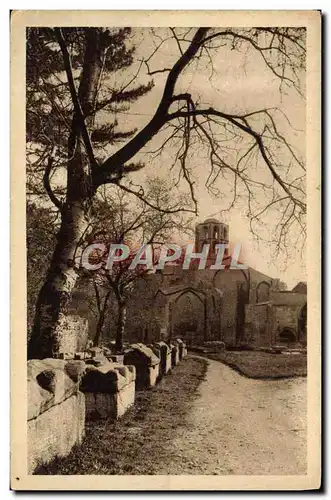 Ansichtskarte AK Arles Sur Rhone Les Alyscamps Chapelle Saint Honorat