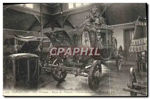 Ansichtskarte AK Versailles Petit Trianon Musee Des Voitures Voiture Du Sacre de Charles X