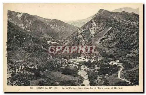 Cartes postales Digne Les Bains La Vallee Des Eaux Chaudes Et I&#39Etablissement thermal