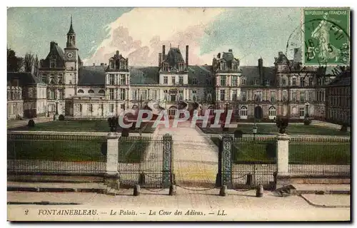 Ansichtskarte AK Fontainebleau Le Palais La Cour Des Adieux