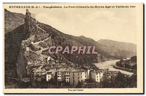 Ansichtskarte AK Entrevaux Vue generale Le fort et Vallee du Var