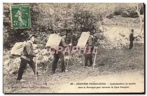 Cartes postales Douanes Douaniers Frontiere franco suisse Conrebandiers en marche dans la montagne
