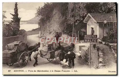 Cartes postales Douanes Douaniers Menton Visite des marchandises a la douane francaise
