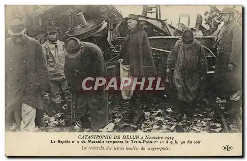 Cartes postales Train Catastrophe de Melun 4 novembre 1913 Le rapide n�2 de Marseille tamponne le Train Poste La