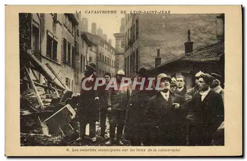 Cartes postales Sapeurs Pompiers Catastrophe de Lyon Saint Jean Les autorites municipales sur les lieux de la ca